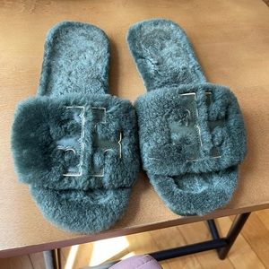 Tori Burch slides